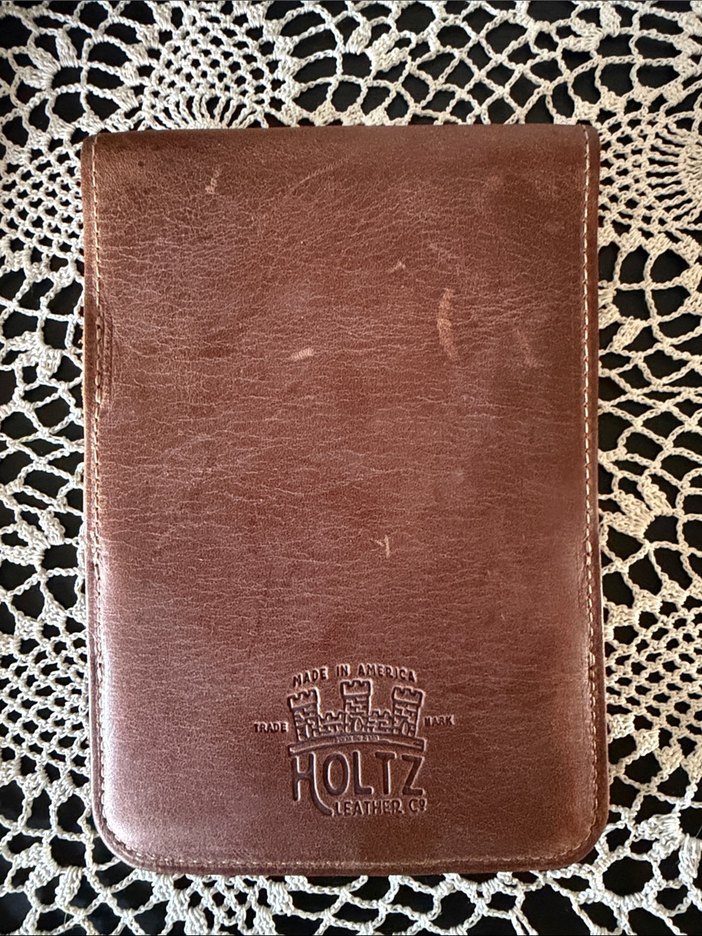 Holtz Leather Co. Fine Leather Golf Scotecard Holder Logbook - Picture 4 of 14